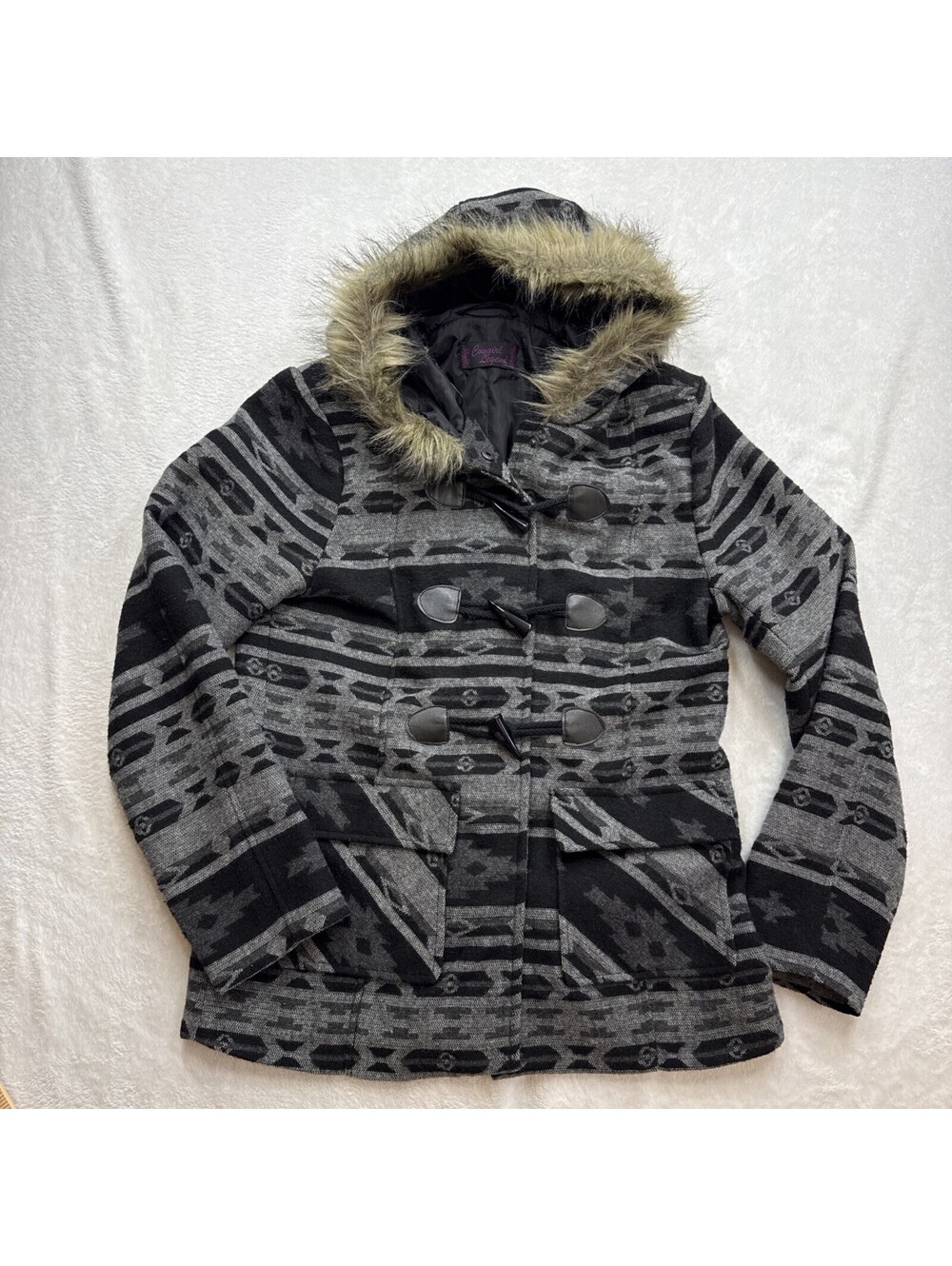 Cowgirl Legend Southwestern Aztec Print Jacket Black Faux Fur Hood L (2474)